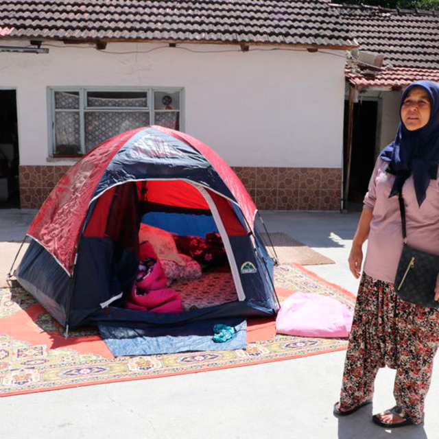 Depremzedelere 500 bin lira acil yardım ödeneği