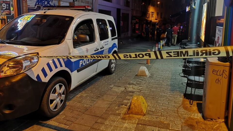 Kadıköy'de şüpheli paket paniği