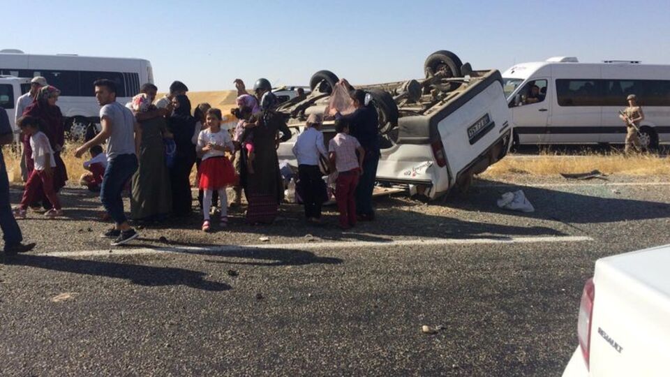 Türbe ziyaretinde feci kaza! Ölü ve yaralılar var!