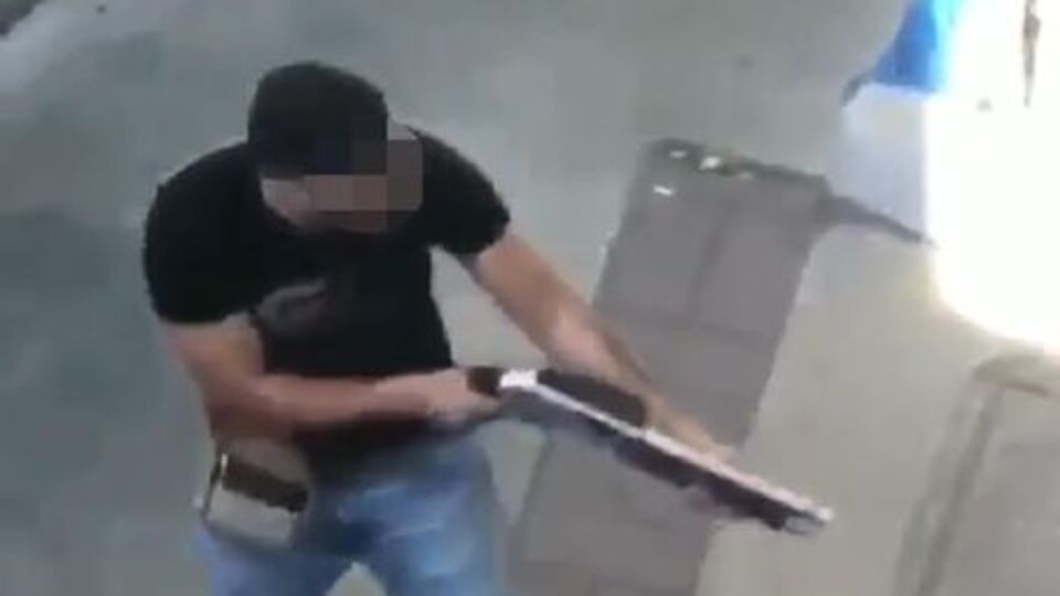 İşte pompalı tüfek dehşetinin görüntüleri