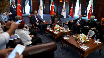 Bayram ziyaretlerinde 'erken seçim' sohbeti!