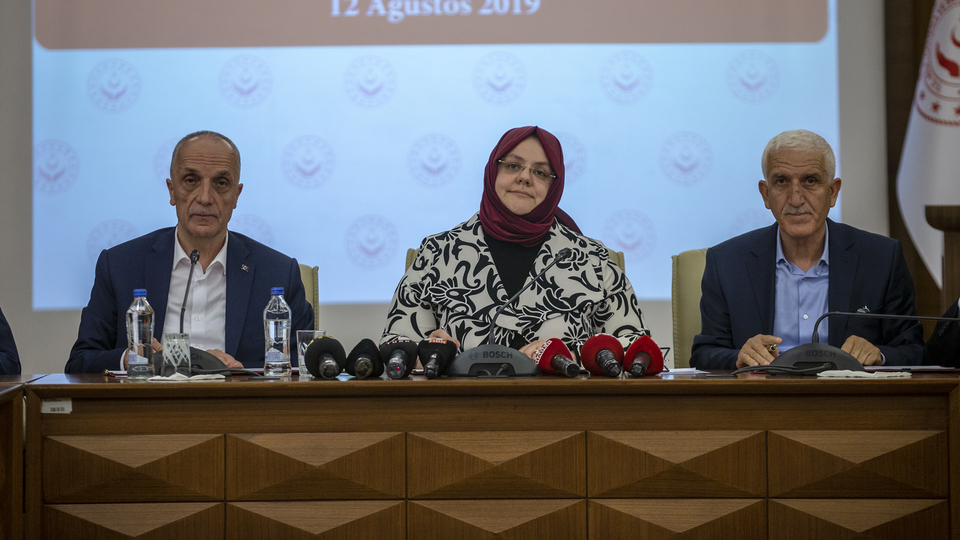 Hükümet ve Türk-İş zamda uzlaştı