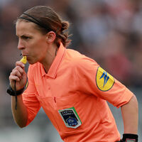 Stephanie Frappart kimdir?