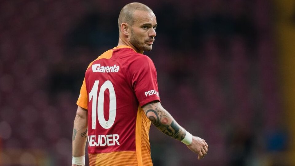 Wesley Sneijder - Hollanda basınında Galatasaray'ın eski yıldızının vedası: 'Büyük Dörtlü'nün son ismi de gitti'