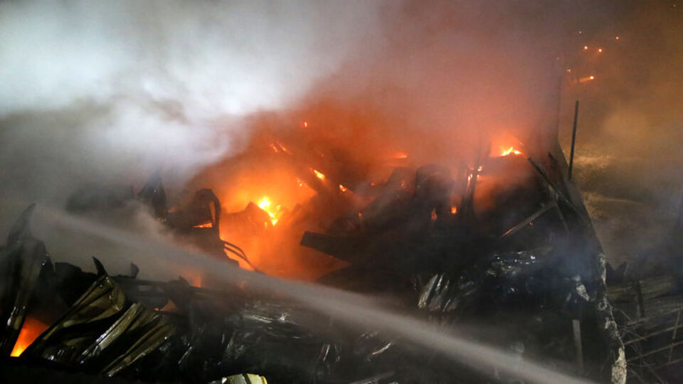 İş yerindeki yangın korkuttu