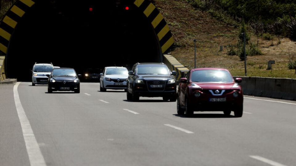 Tatilciler dönüyor! İşte yollarda son durum