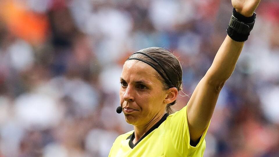 Stephanie Frappart kimdir?