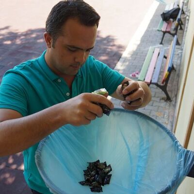 Bravo müdür! Gençlere ders vermek isteyince...