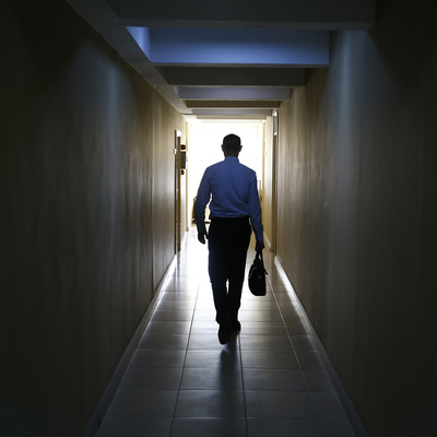 Emekli memur yeniden memuriyete nasıl dönebilir?