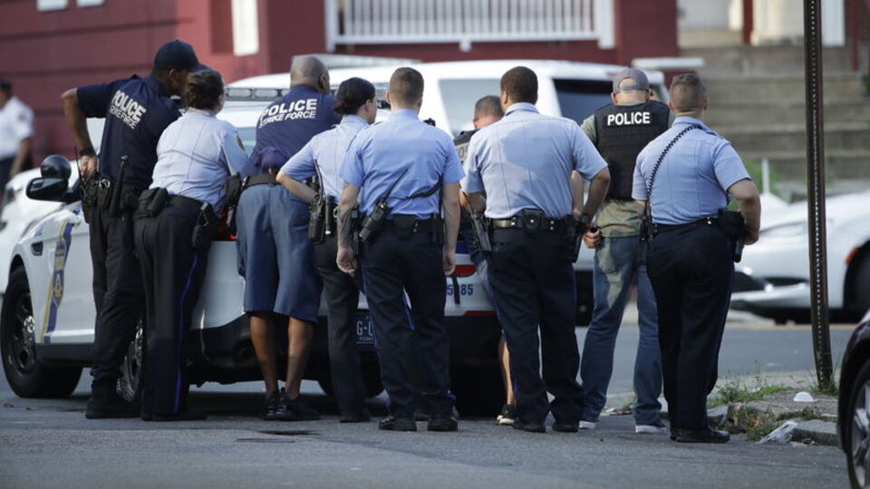 ABD'de silahlı saldırı: 6 polis yaralı