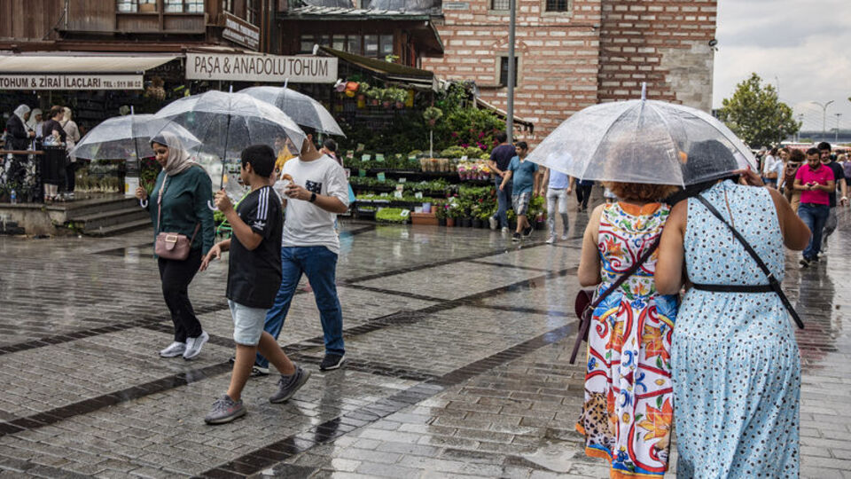 Sıcaklıklar düşüyor, sağanak geliyor