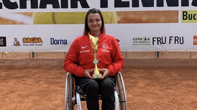 Büşra Ün'den bir kupa daha!