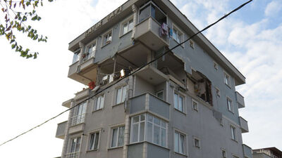 Sancaktepe'de doğalgaz patlaması!