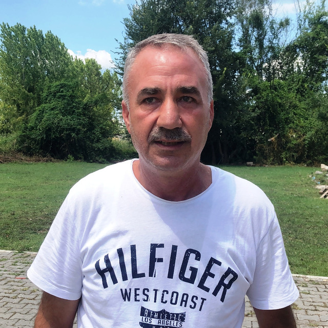 Bütün ailesini kaybetti! 20 yıl sonra bakacak bir fotoğrafları bile yok