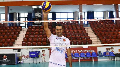 Halkbank, İbrahim Emet ile anlaştı