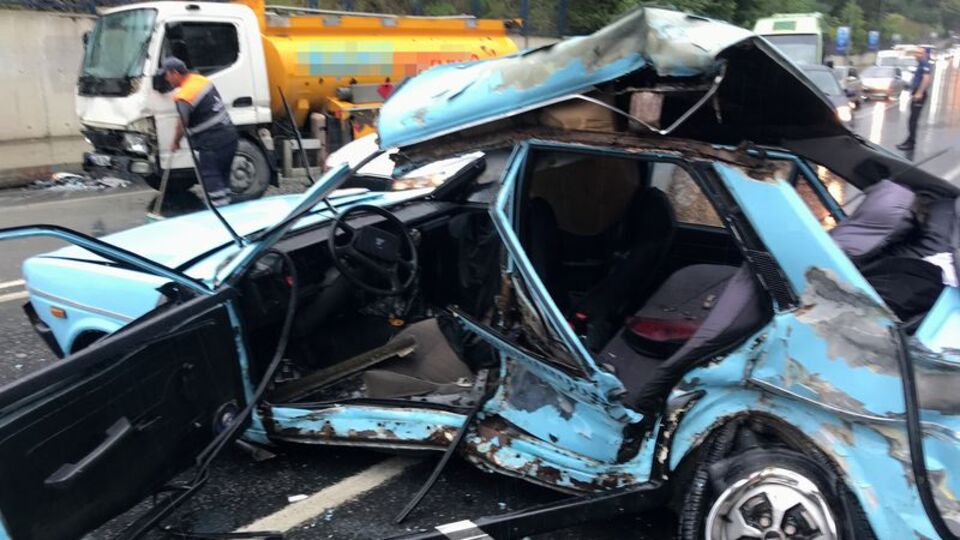 Maslak'ta yağış sonrası feci kaza!