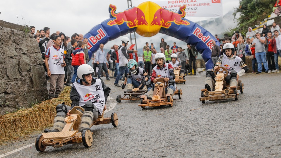 Karadeniz'de Red Bull Formulaz fırtınası esti