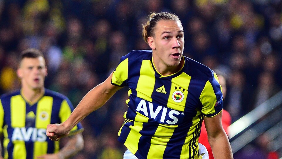 Frey 2. lige kiralandı