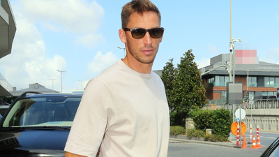 Ünlü futbolcu görenleri şaşırttı