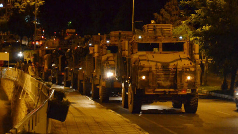 Sınıra yeni askeri sevkiyat