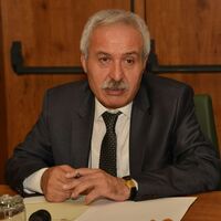 Selçuk Mızraklı kimdir?