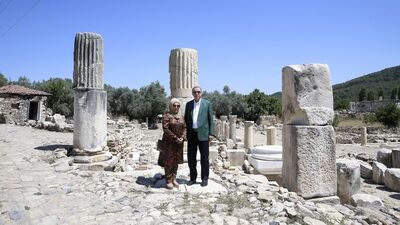 Cumhurbaşkanı Erdoğan, Stratonikeia Antik Kenti'ni gezdi