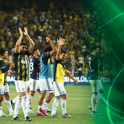 "Ey Fenerliler, galibiyete sevinin"