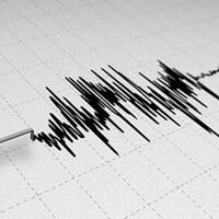 Akdeniz'de deprem: Antalya da sallandı