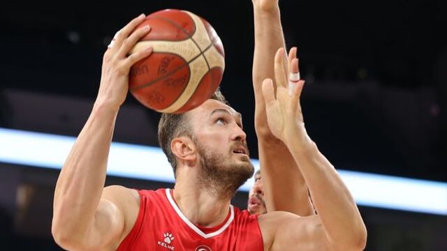 Karşıyaka, Semih Erden'i transfer etti