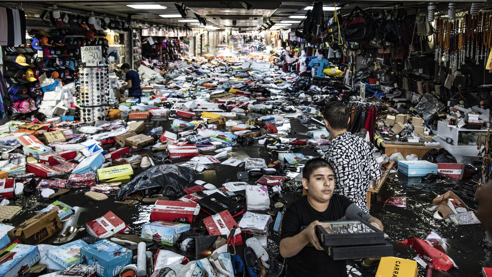 Cumhurbaşkanı Erdoğan'dan Eminönü esnafına kredi talimatı!