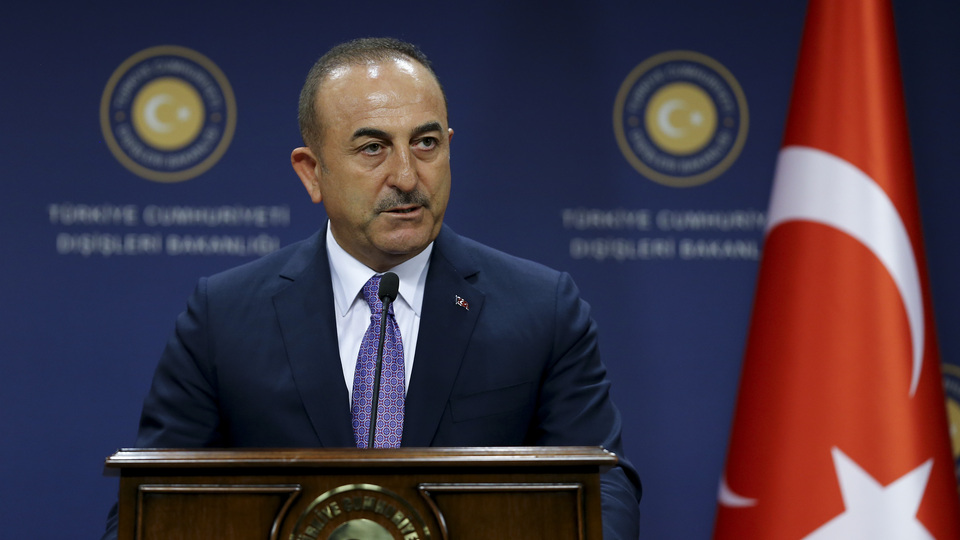 Çavuşoğlu: Rejimin ateşle oynamaması gerekir