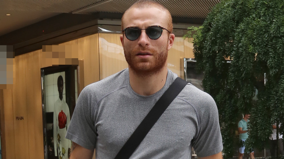 Tek başına alışverişte