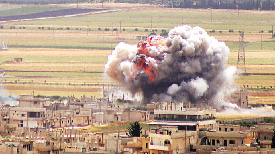 Esad rejimi, Han Şeyhun'u ele geçirdi!