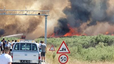 Edremit sahili alev alev