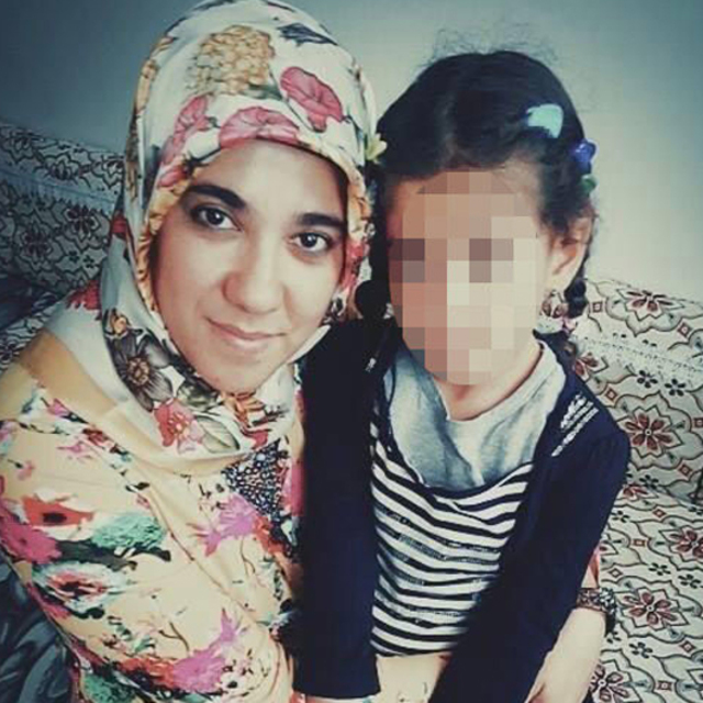 "Uzaklaştırma"ya rağmen 20 kez bıçakladı!