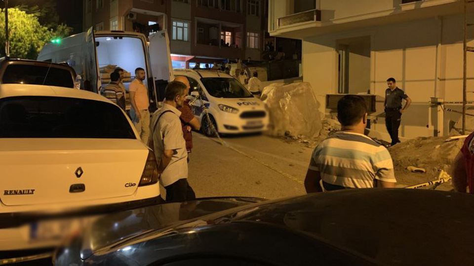 Cansız bedeni asansör boşluğunda bulundu