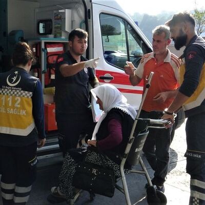 Çamaşır asarken hayatının şokunu yaşadı