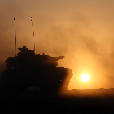 FETÖ'den aklanan komutanlara kritik görevler!