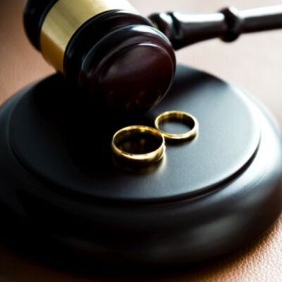 Eşine o sözü söyleyen yandı! Boşanma ve tazminat nedeni!