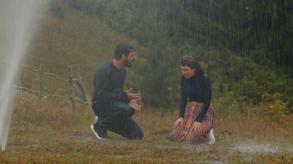 İşte Kuzey Yıldızı- İlk Aşk'ın ilk tanıtımı