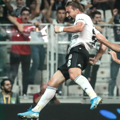 "Beşiktaş'ın itici gücü Caner"