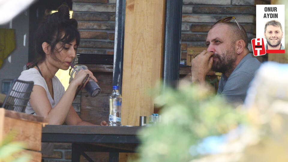 Nejat, kız arkadaşıyla görüntülendi