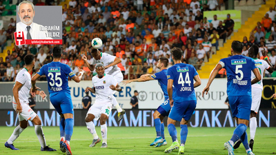 "Kasımpaşa orta sahasız oynuyor"