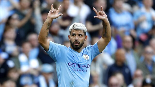 City kazandı! Agüero '400' dedi...
