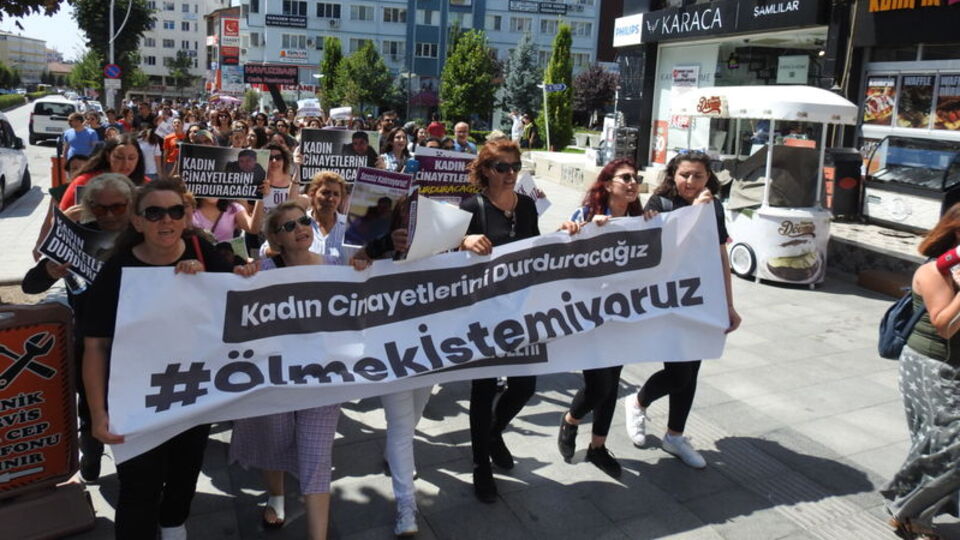 Emine Bulut için yürüdüler