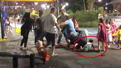 Kadınların kavgasını erkekler ayıramadı