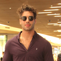 Arkadaşlarını unutmadı