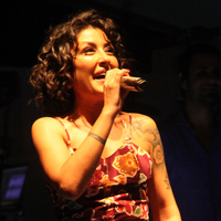 "Ufacık tefecik bir şeyim"