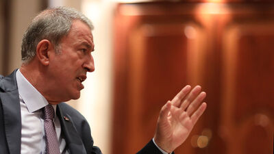 Akar'dan 'generallerin istifası' iddialarına yanıt!