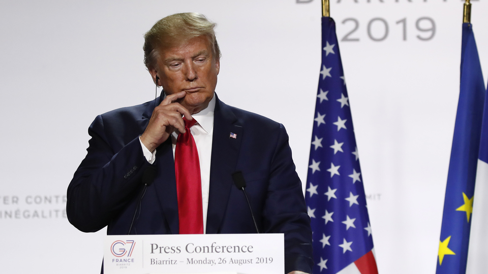 Trump: G7'yi golf sahamda yapalım!